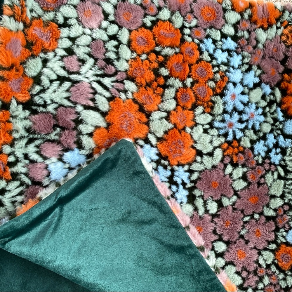 New! Anthro Lookalike Cozy Plush Fluffy Faux Fur Floral Throw Blanket 60x50 Gift